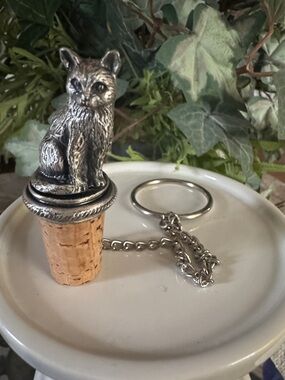 Cat Pewter Wine Cork